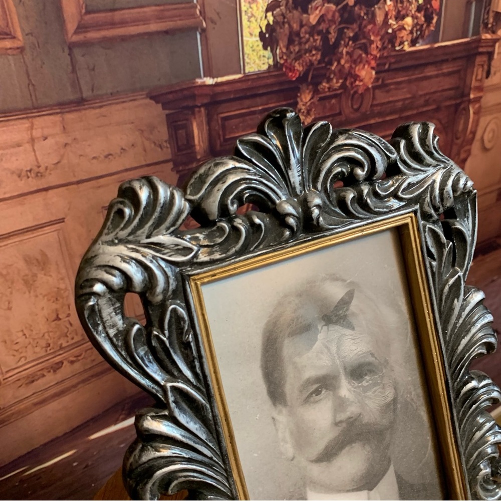 Halloween Creepy Photo Lenticular Spooky Changing Framed Web Dusty Haunted House - Picture 4 of 13